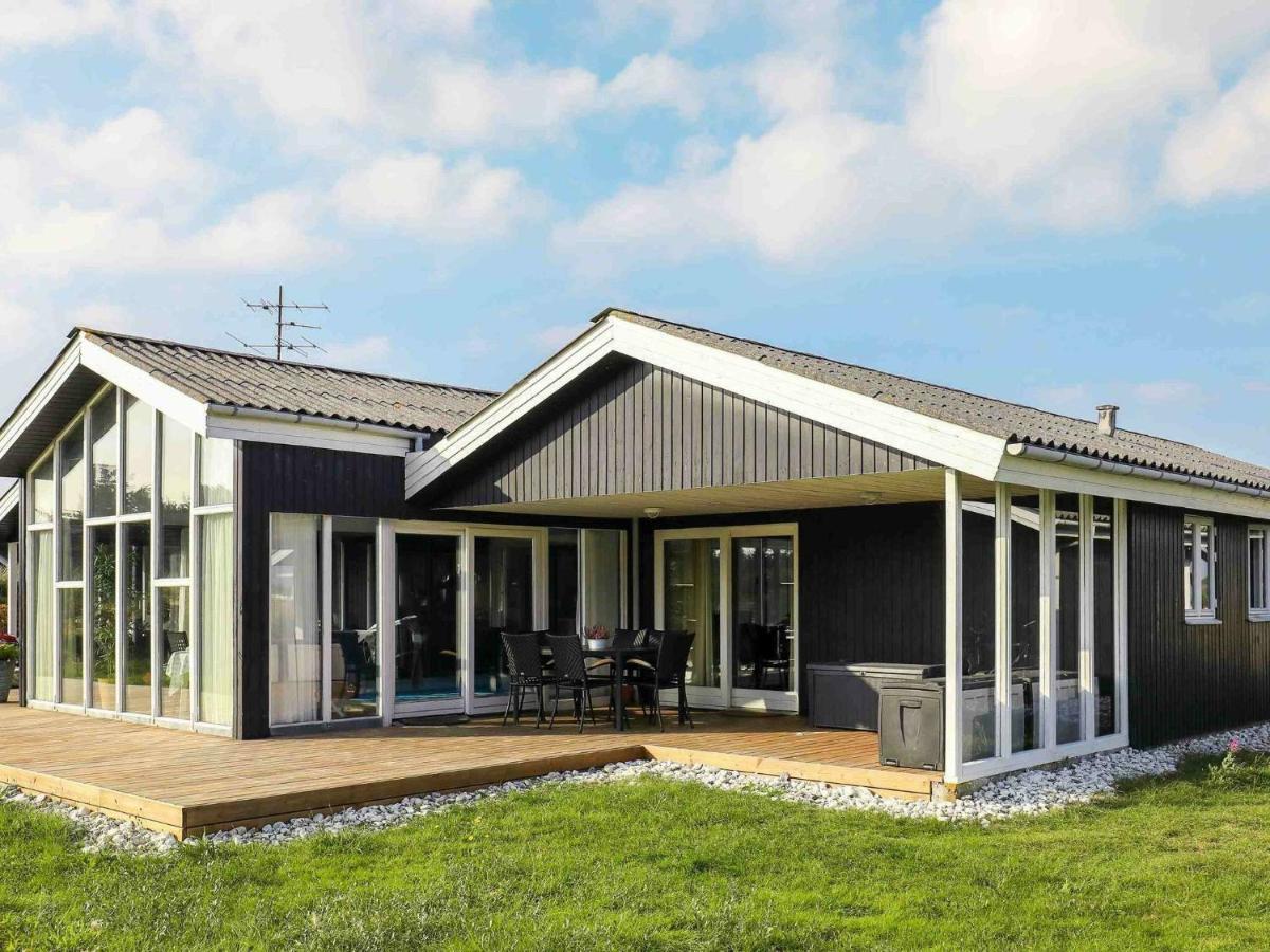 12 Person Holiday Home In Ringk Bing Klegod Екстериор снимка